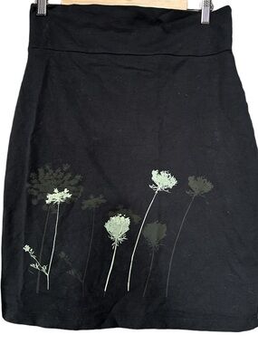 Smoking Lily Black A-Line Skirt with Pale Green Floral Print Size Large